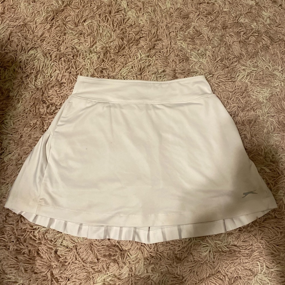 white slazenger golf skirt